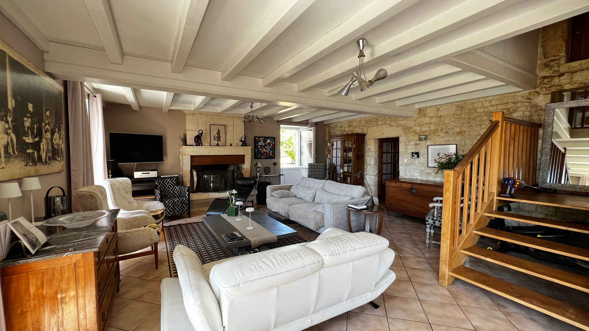 Maison BALANZAC (17600) 6 pi&egrave;ces 190.00 m&sup2;