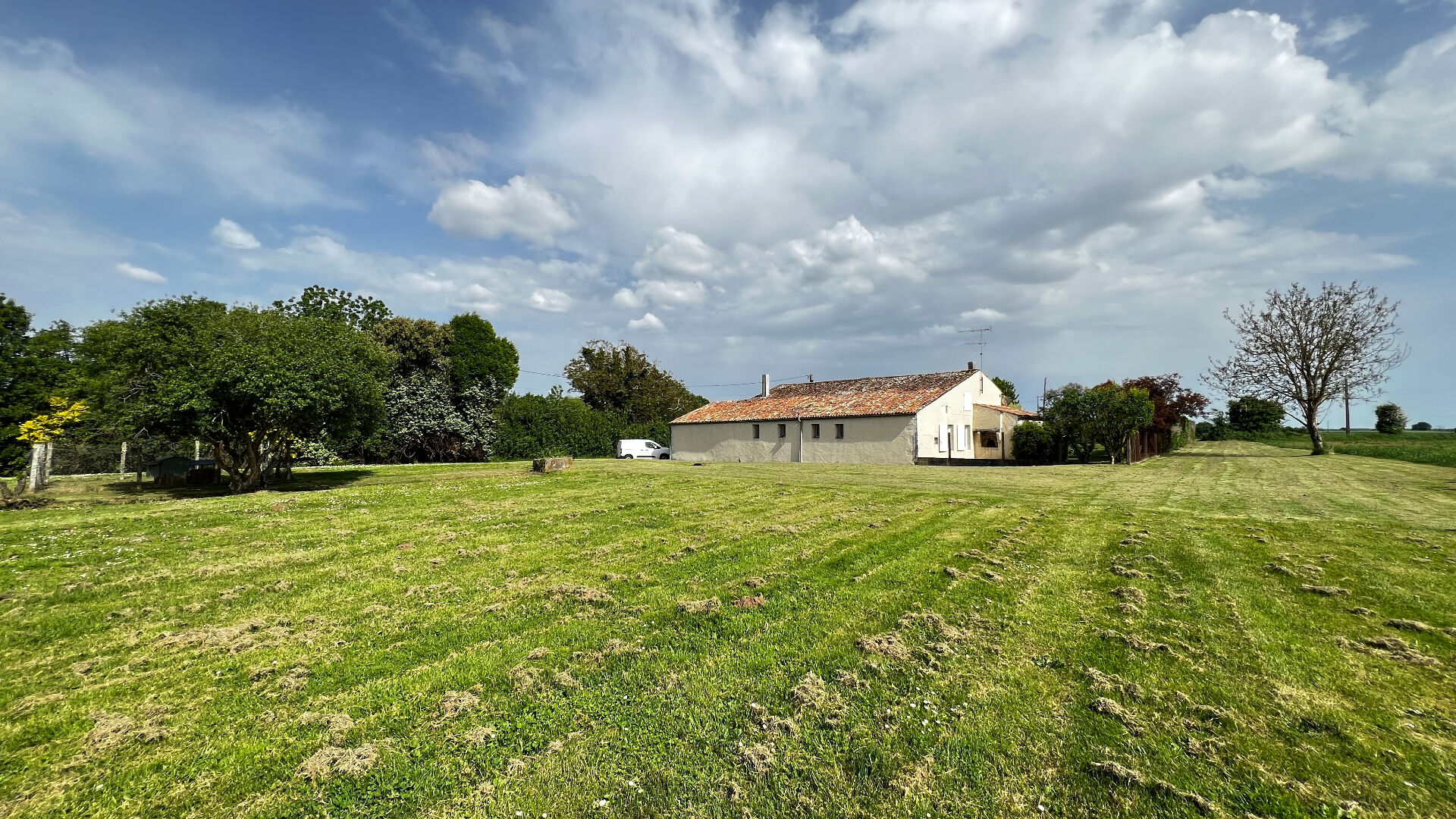 Maison BALANZAC (17600) 6 pi&egrave;ces 190.00 m&sup2;