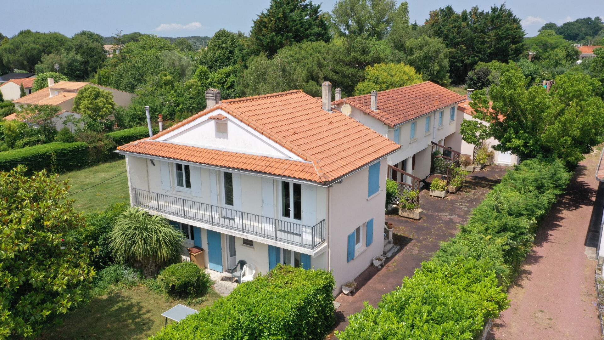 Maison SAINT PALAIS SUR MER (17420) 17 pièces 385.00 m²