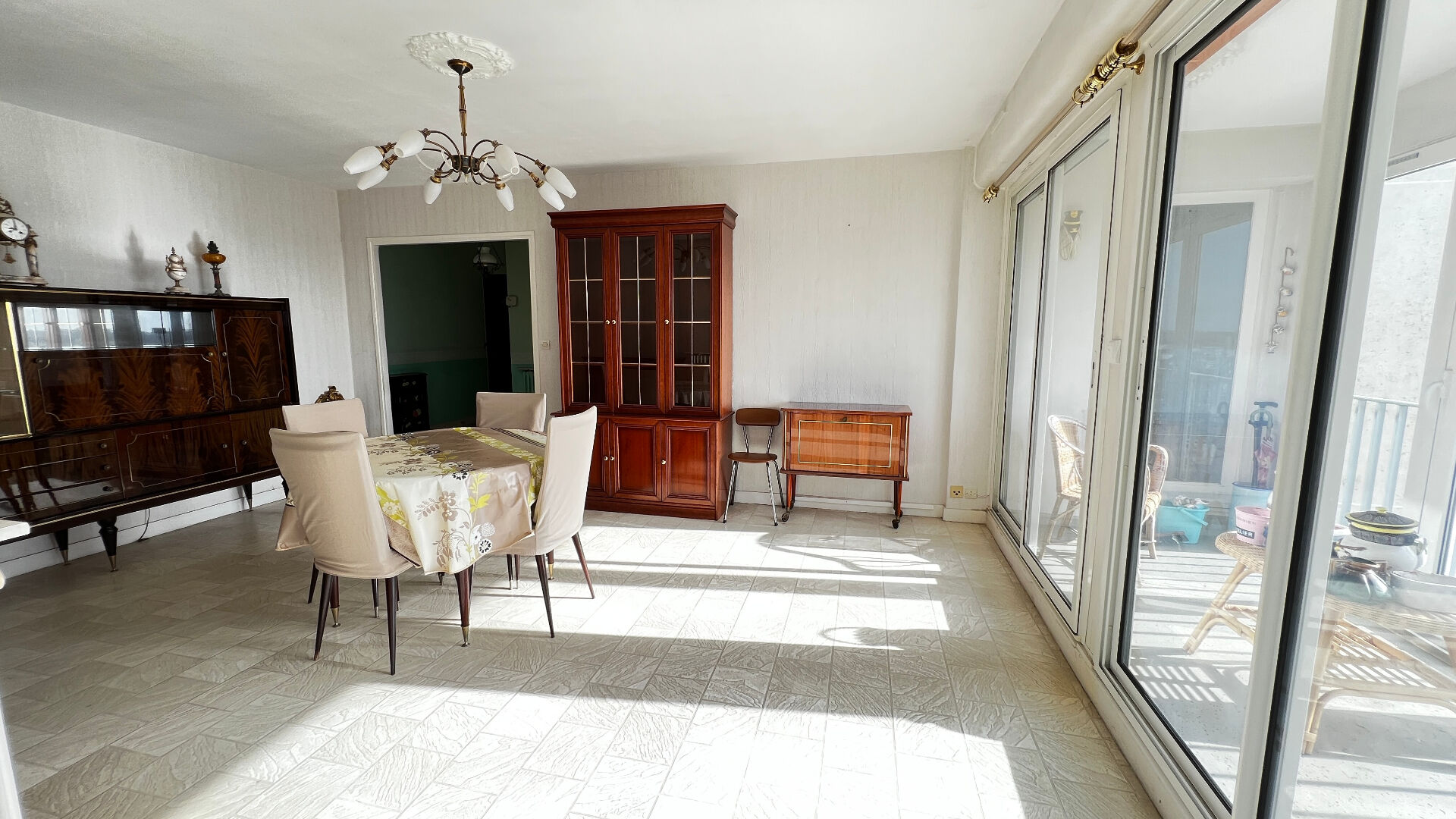Appartement ROYAN (17200) 4 pi&egrave;ces 78.00 m&sup2;