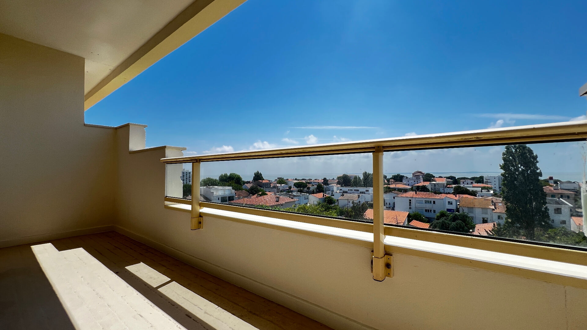 Appartement ROYAN (17200) 1 pi&egrave;ce 35.70 m&sup2;