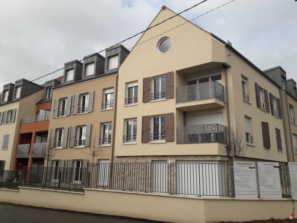 Brou-sur-Chantereine (77) Exclusif 846 € / mois cc Appartement 2 pièces , 1 chambre 43.00 m² Avec terrasse Voir le bien