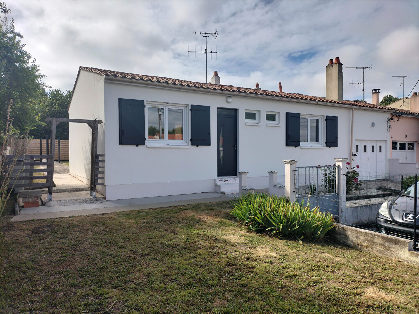 Maison TONNAY CHARENTE (17430) 5 pièces 96.00 m²