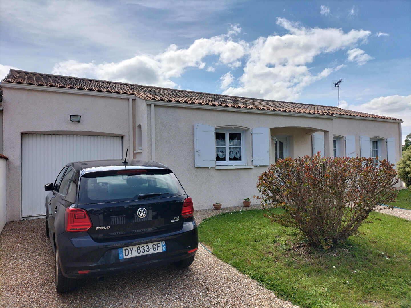 Maison TONNAY CHARENTE (17430) 5 pièces 97.49 m²
