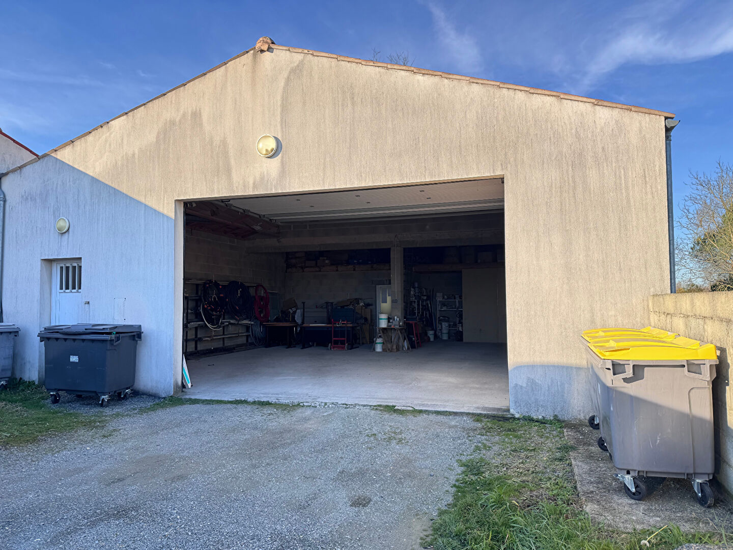 Entrepôt / Local industriel CABARIOT (17430) 6 pièces 119.36 m²