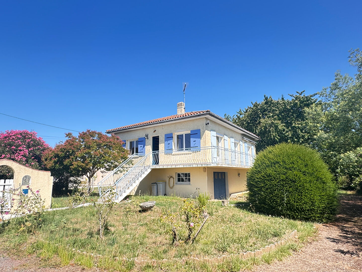 Maison TONNAY CHARENTE (17430) 6 pièces 130.17 m²