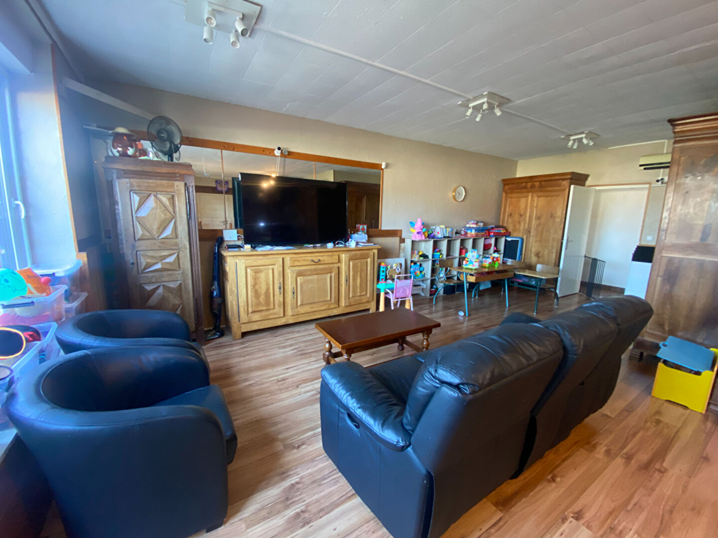 Maison TONNAY CHARENTE (17430) 12 pi&egrave;ces 329.37 m&sup2;