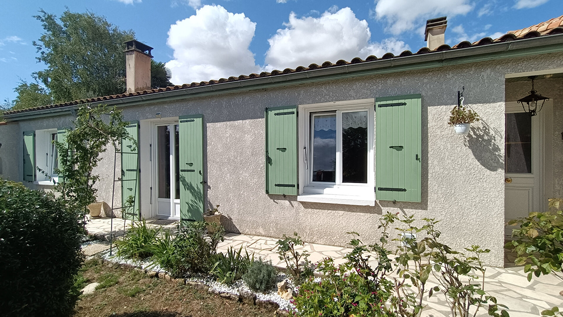 Maison TONNAY BOUTONNE (17380) 5 pièces 93.00 m²