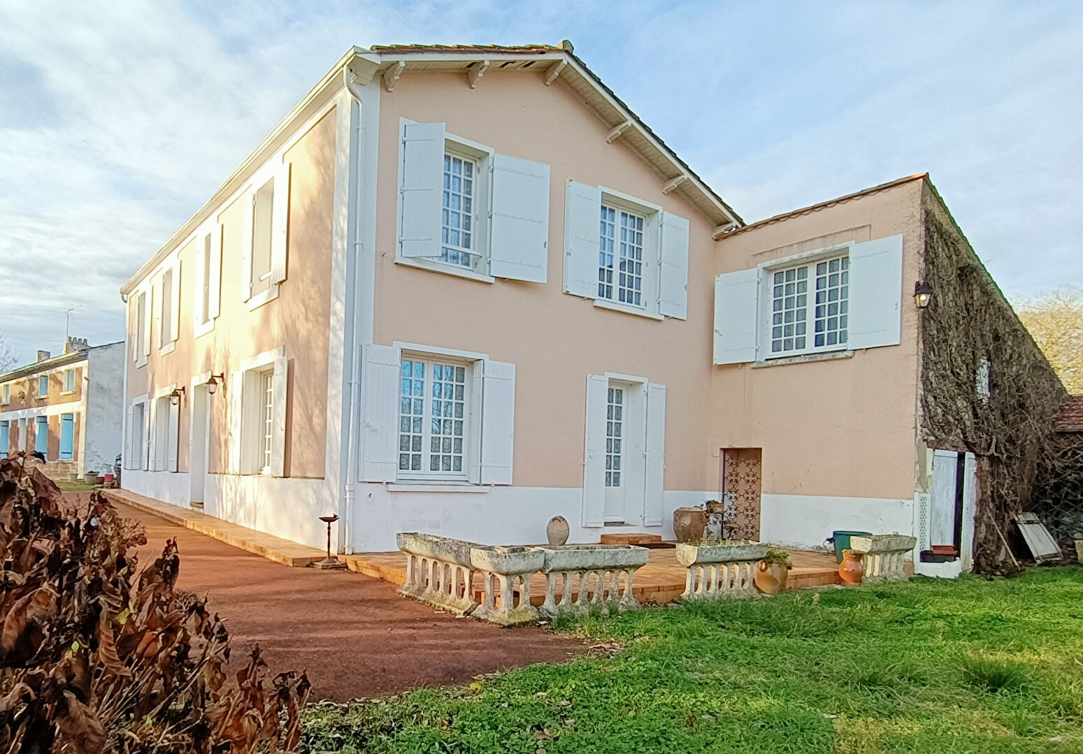 Maison LUSSANT (17430) 7 pi&egrave;ces 206.63 m&sup2;