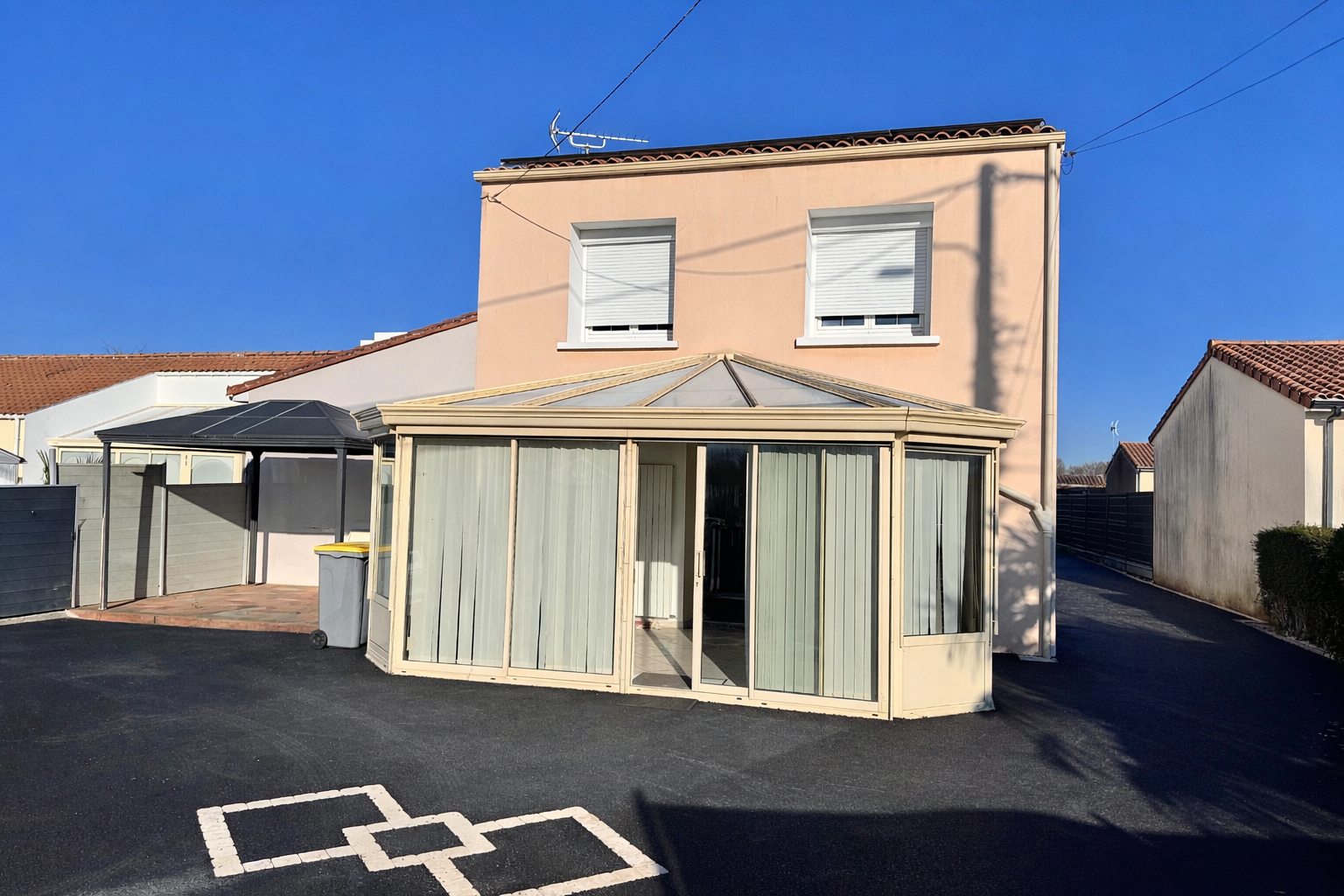 Maison TONNAY CHARENTE (17430) 4 pi&egrave;ces 123.00 m&sup2;