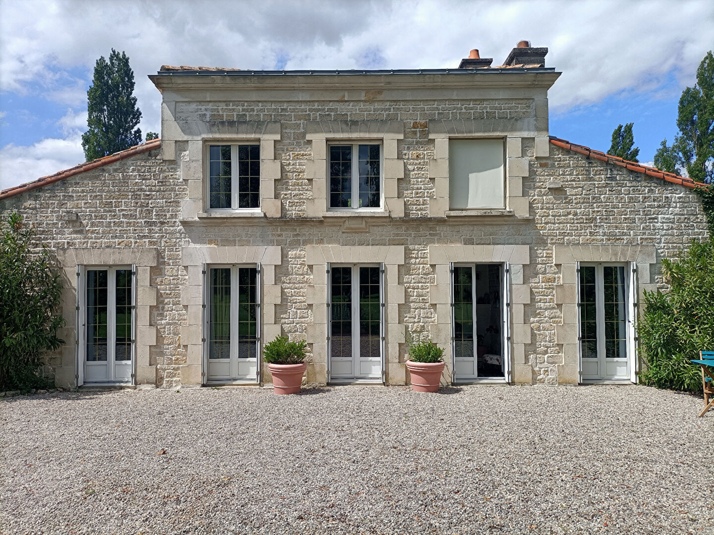 Maison TONNAY CHARENTE (17430) 7 pi&egrave;ces 210.54 m&sup2;