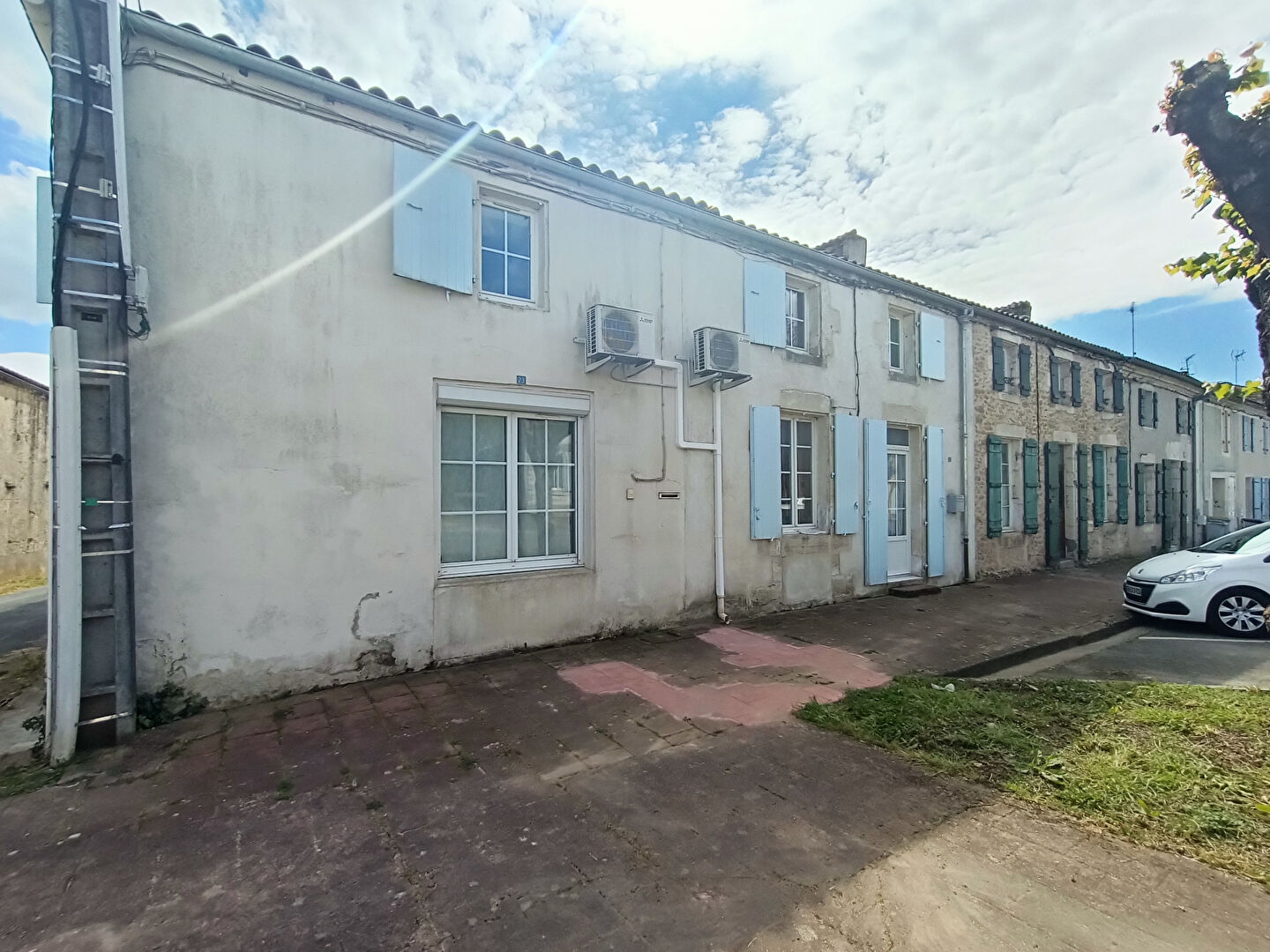 Immeuble LUSSANT (17430) 12 pi&egrave;ces 354.93 m&sup2;