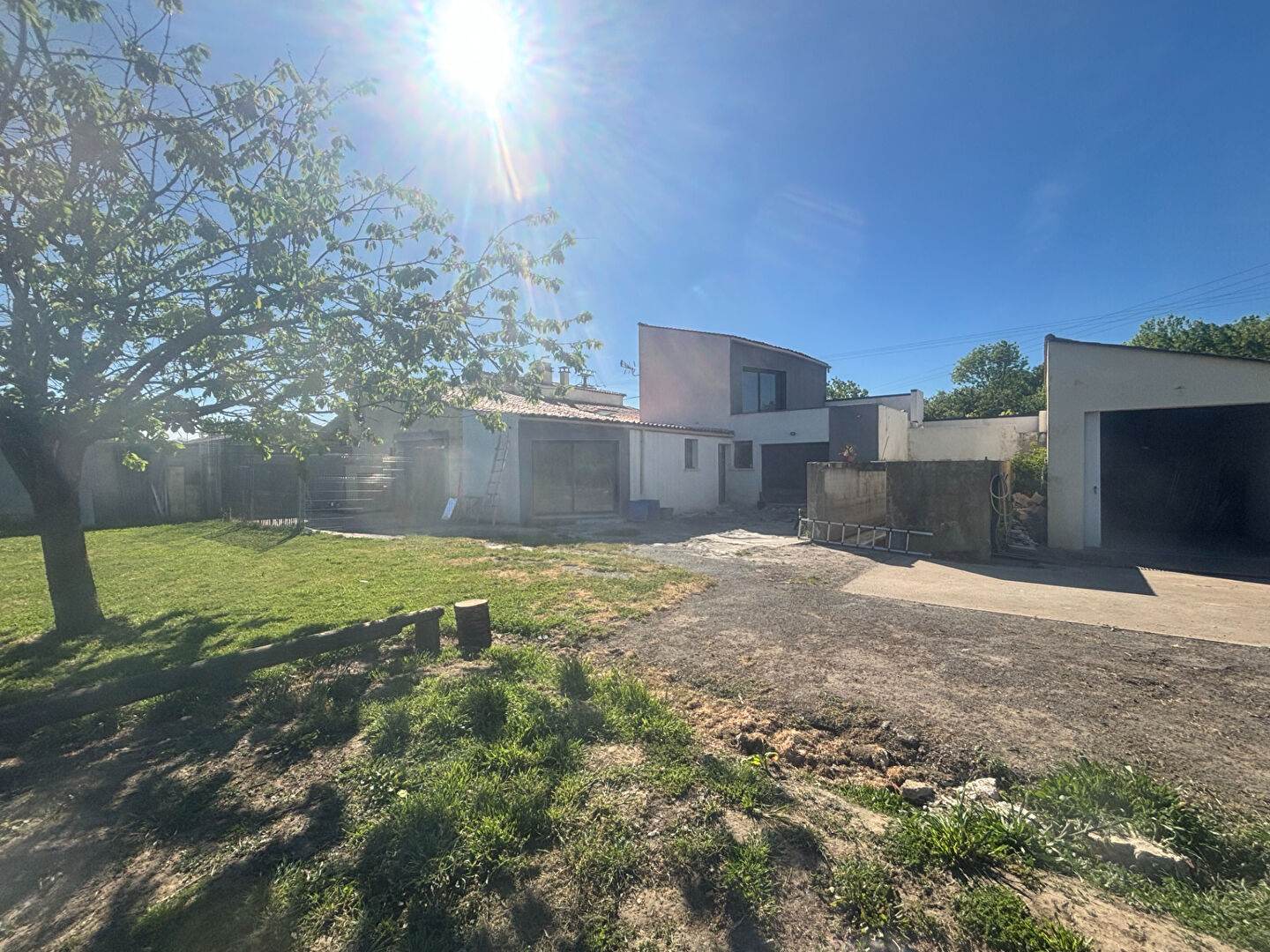 Maison TONNAY CHARENTE (17430) 9 pi&egrave;ces 204.18 m&sup2;