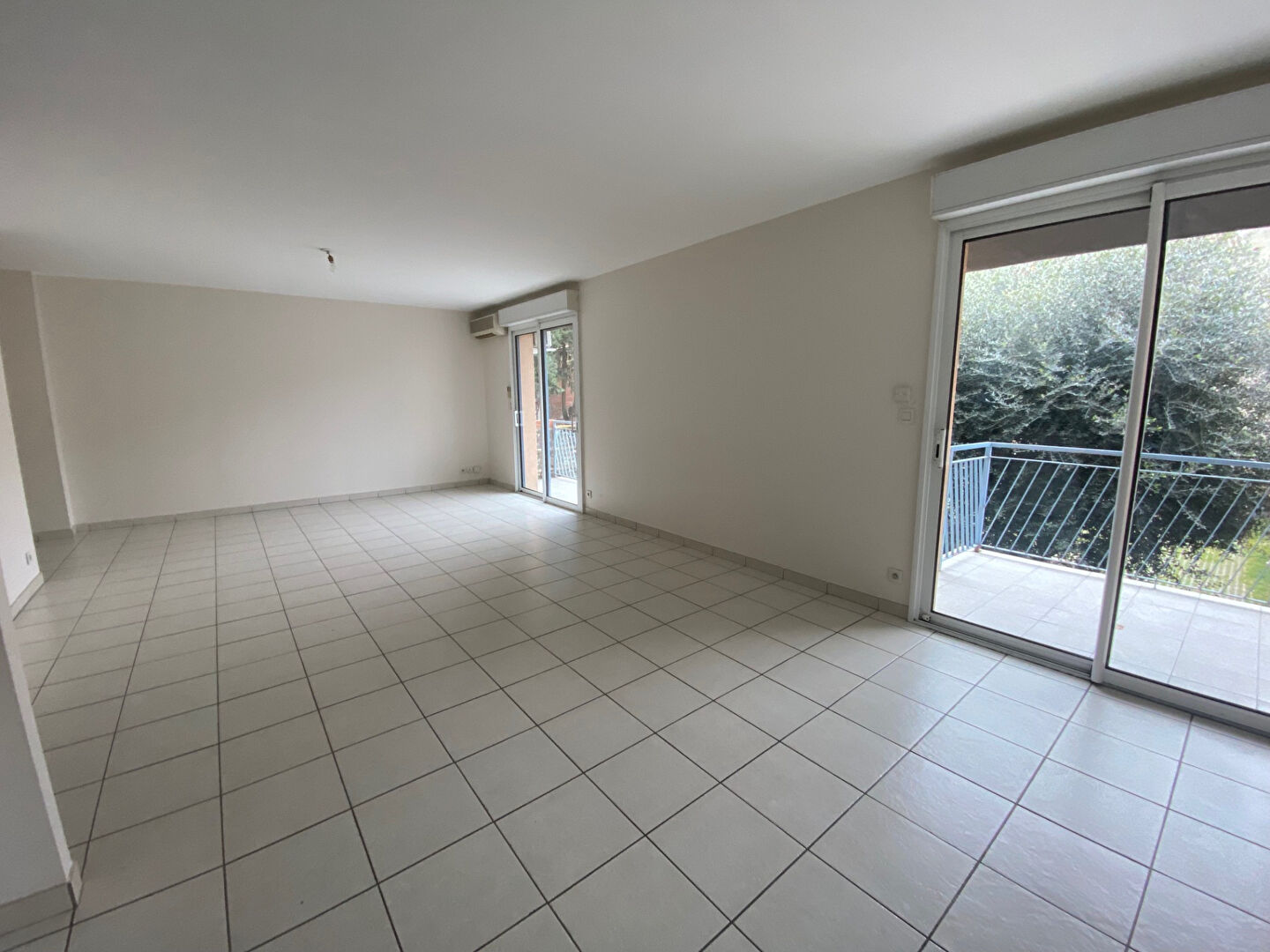 Appartement TOULOUSE (31300) 4 pi&egrave;ces 92.54 m&sup2;