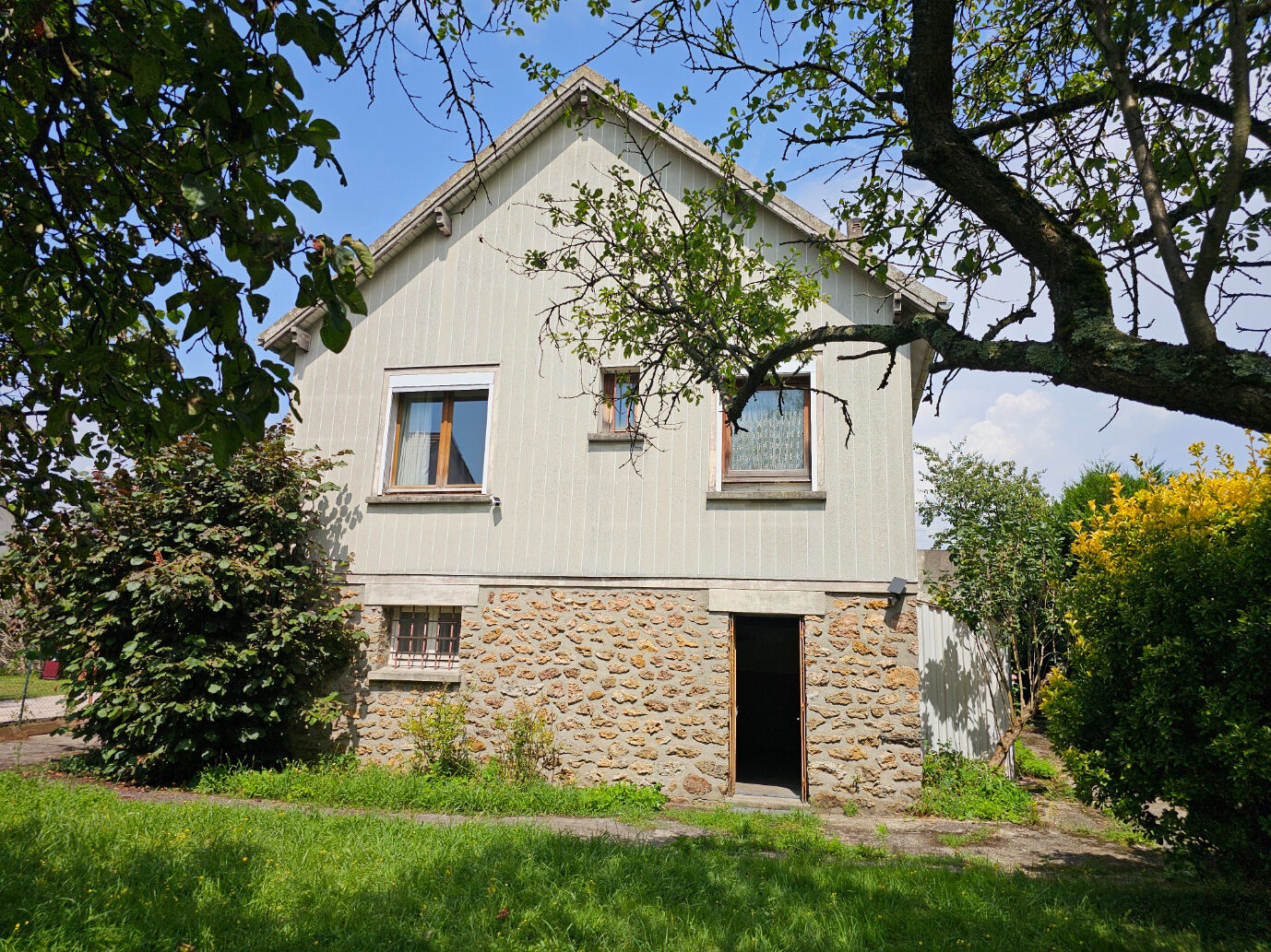 Maison VAIRES SUR MARNE (77360) 4 pièces 90.00 m²