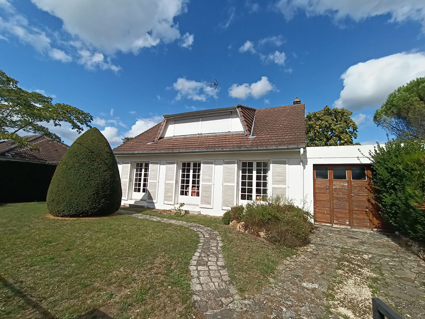 Maison VAIRES SUR MARNE (77360) 6 pièces 125.00 m²