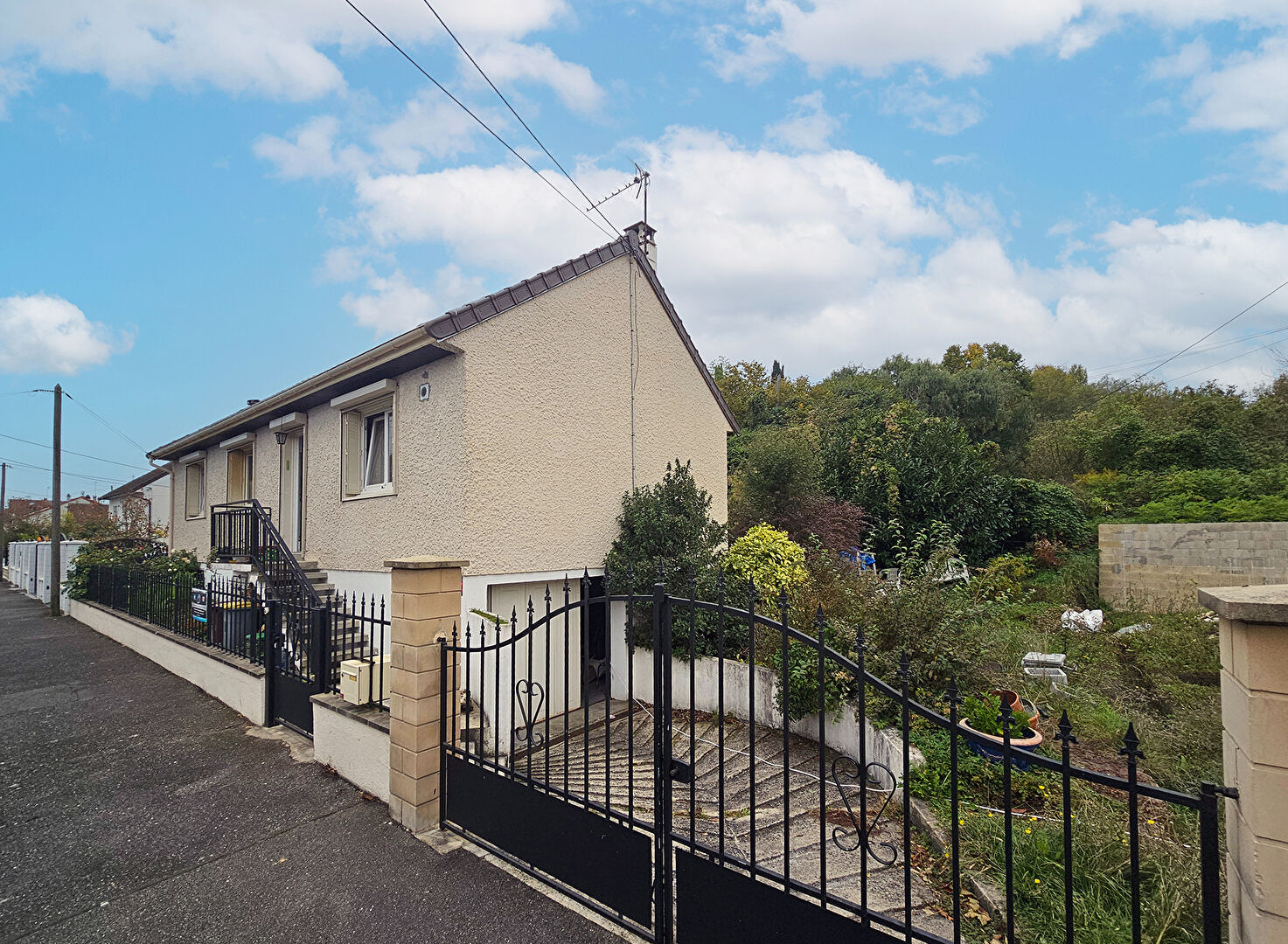 Maison CHELLES (77500) 6 pièces 99.00 m²