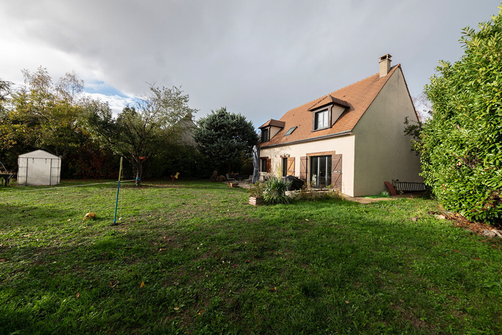 Vaires-sur-Marne (77) 535 000 € Maison 7 pièces , 5 chambres 144.81 m² Avec jardin, terrasse, garage/box