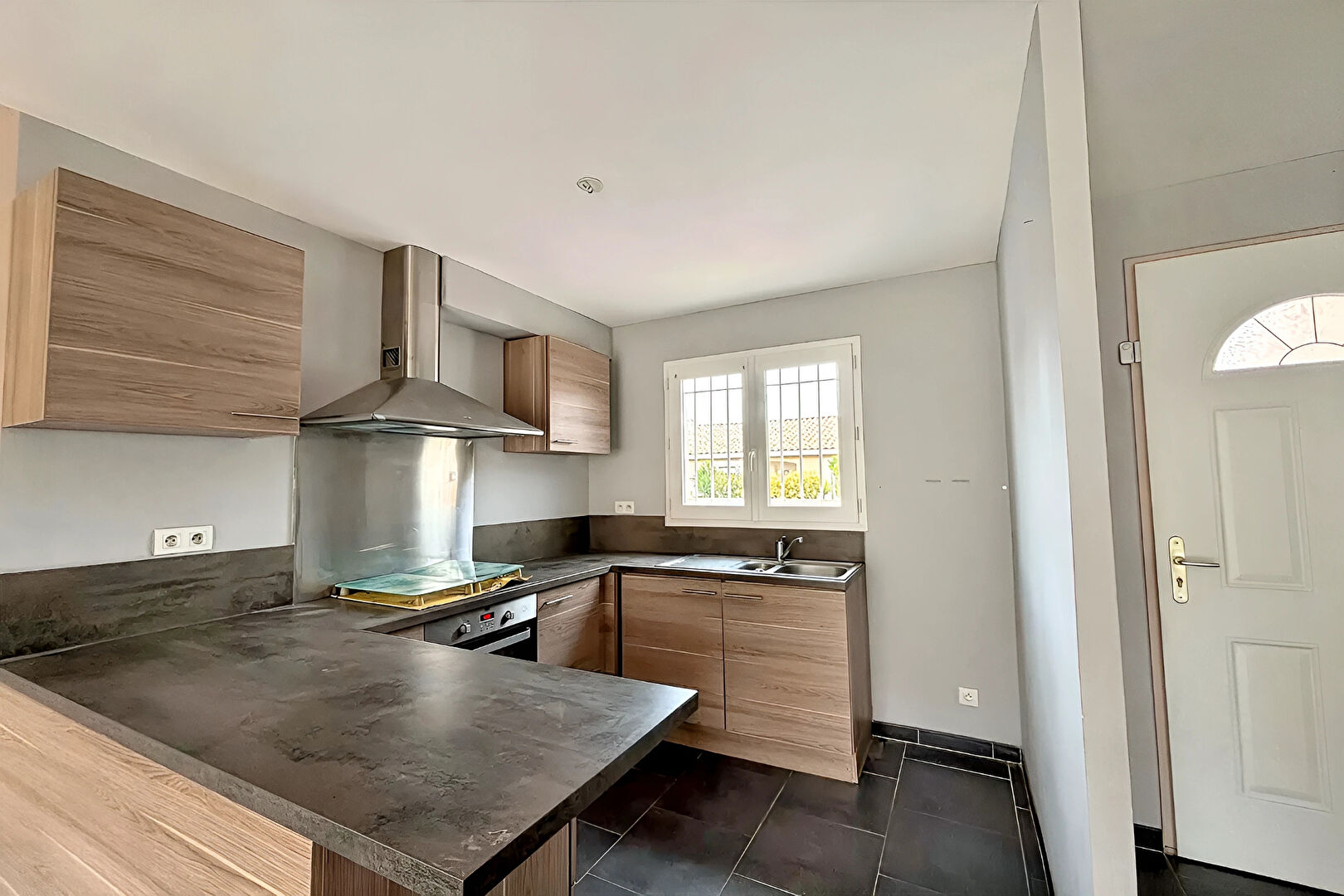 Maison BEAUVOISIN (30640) 4 pi&egrave;ces 90.00 m&sup2;