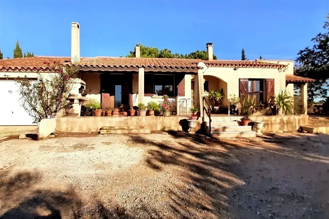 Propriété d'agrément VAUVERT (30600) 7 pièces 466.00 m²