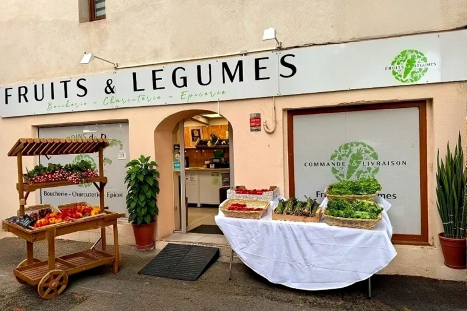 Fonds de commerce Bernis (30620)