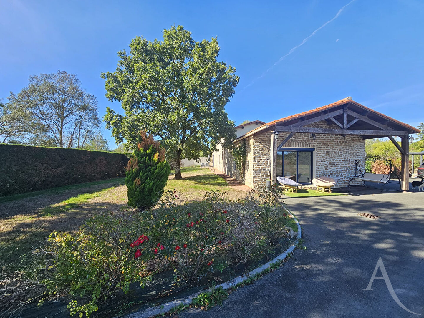 Maison 6 pièces 184 m² · à Legé · 184 m² · 357 800 €