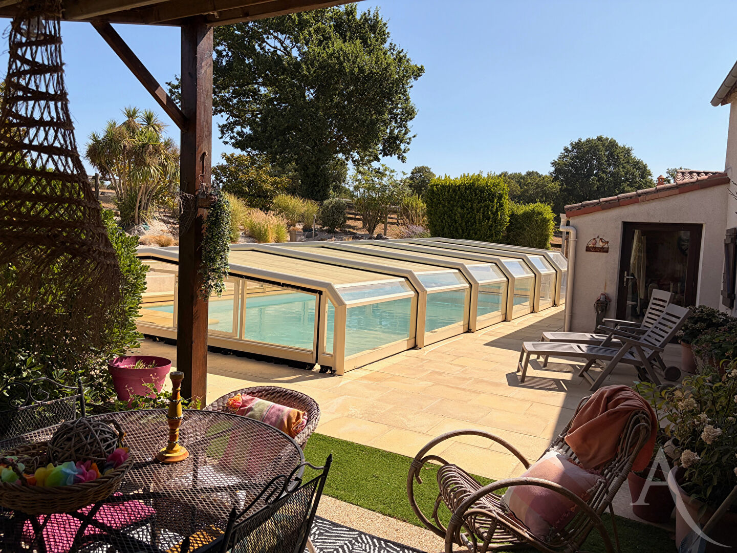 Maison MONTAIGU VENDEE (85600) 8 pi&egrave;ces 241.00 m&sup2;