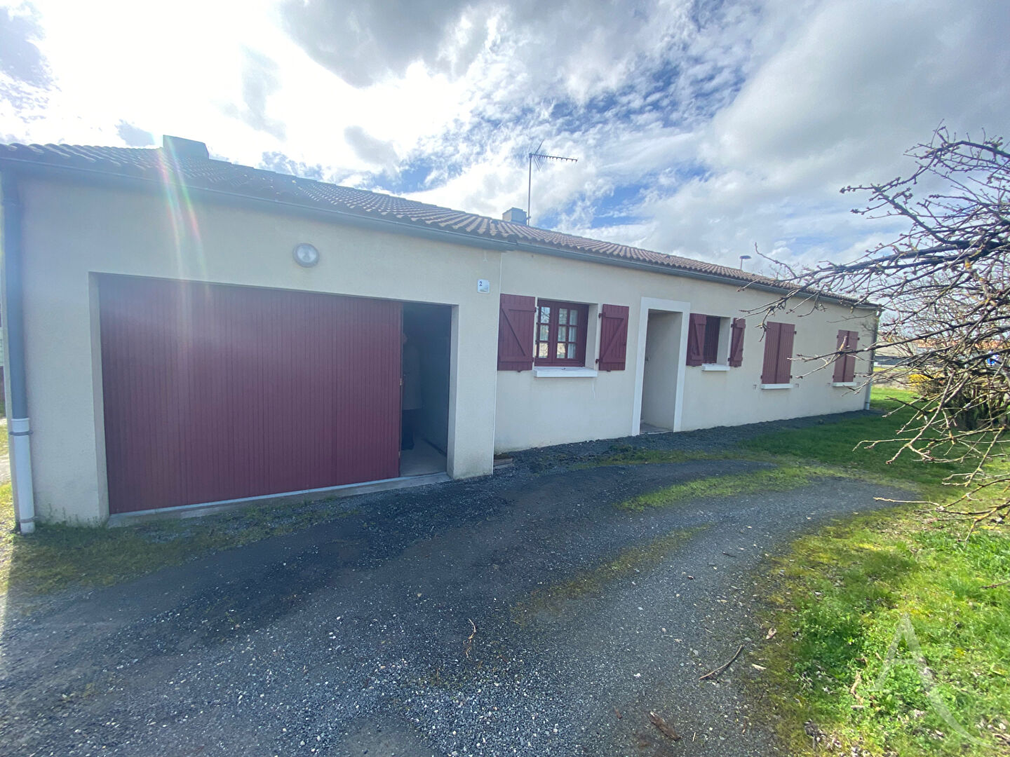 Maison MONTAIGU VENDEE (85600) 5 pièces 91.00 m²