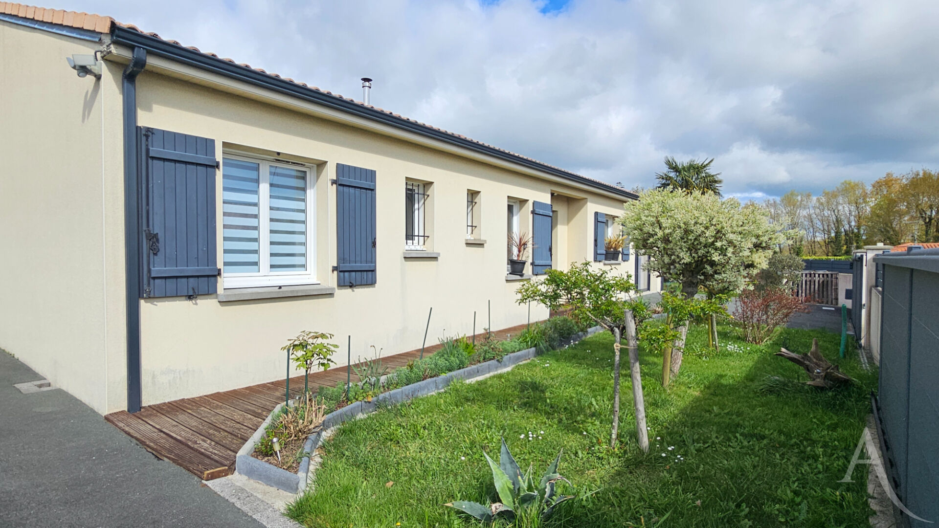 Maison SAINT ETIENNE DU BOIS (85670) 4 pi&egrave;ces 127.00 m&sup2;