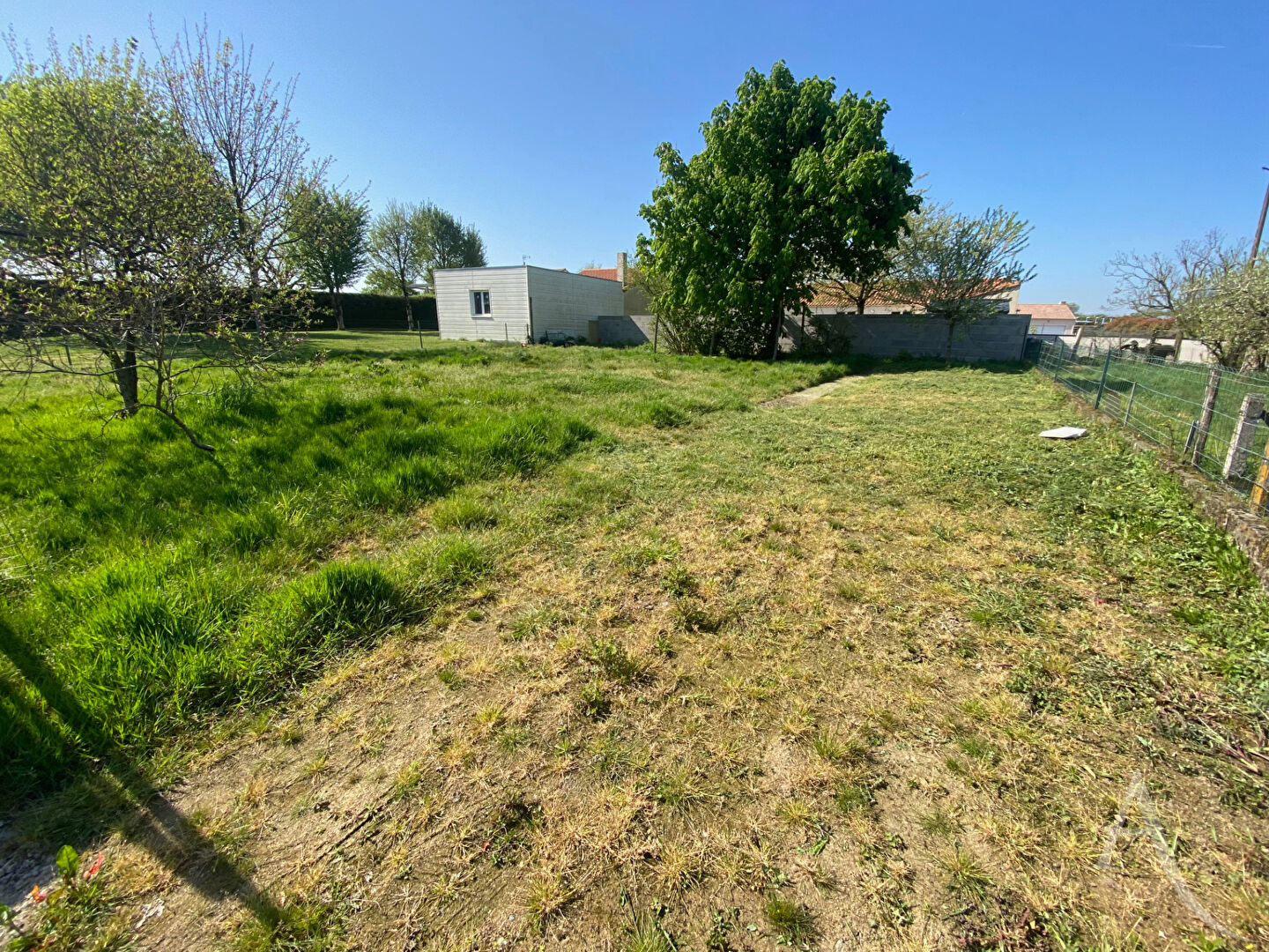 Terrain TREIZE SEPTIERS (85600) 363.00 m²