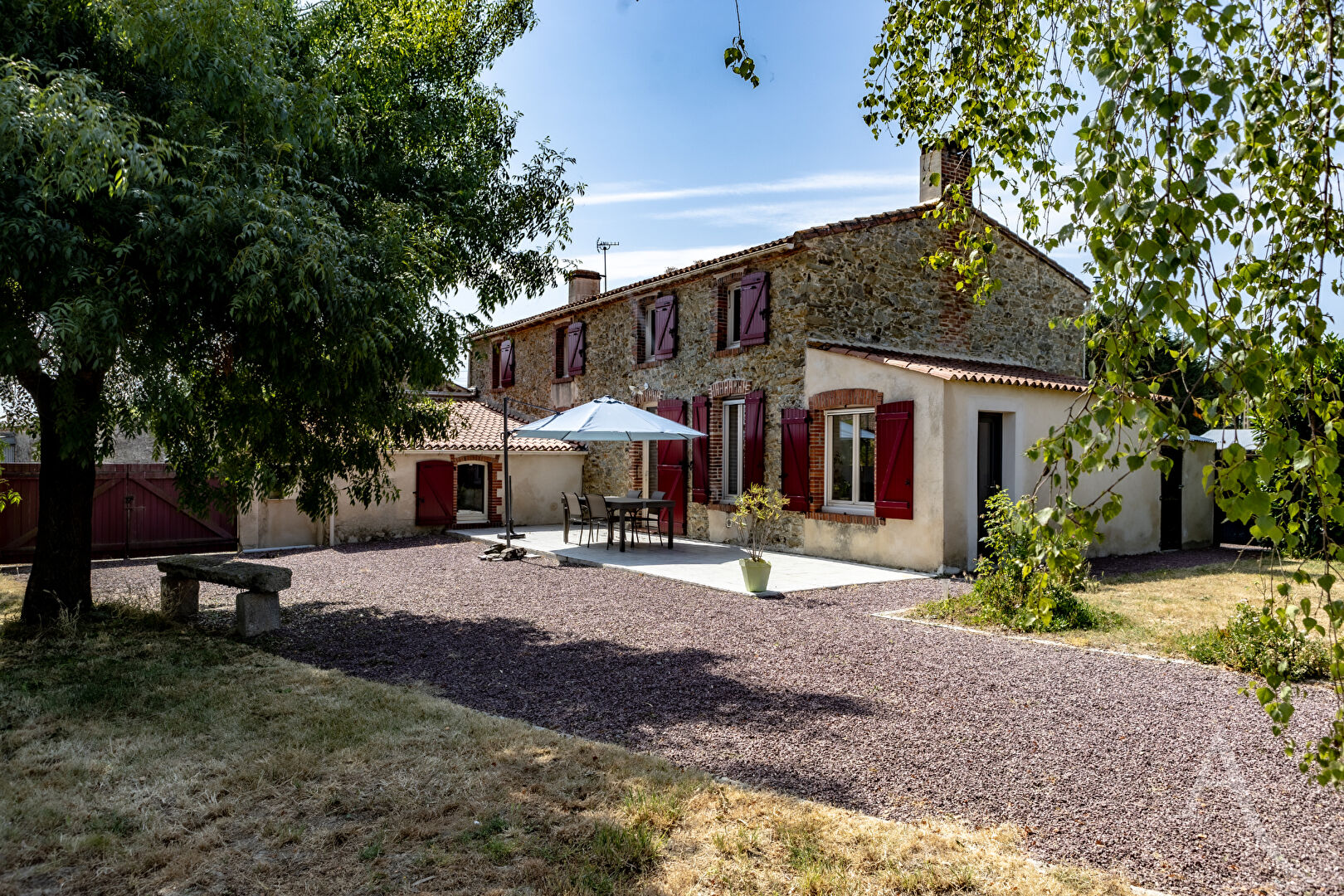 Maison MONTREVERD (85260) 6 pièces 165.00 m²