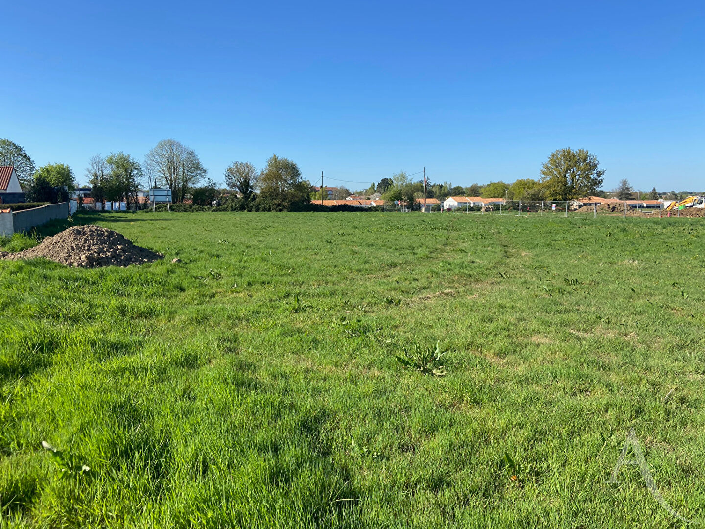 Terrain CHAVAGNES EN PAILLERS (85250) 411.00 m²