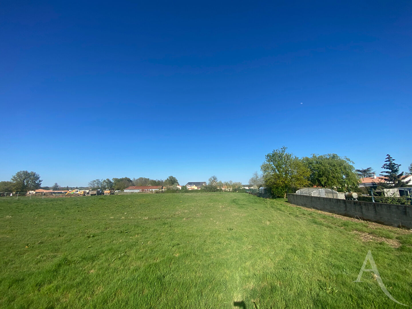 Terrain CHAVAGNES EN PAILLERS (85250) 439.00 m²