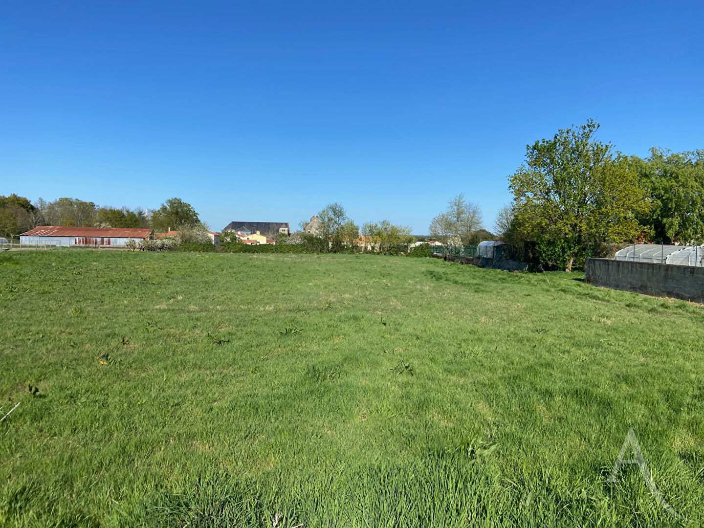 Terrain CHAVAGNES EN PAILLERS (85250) 537.00 m²
