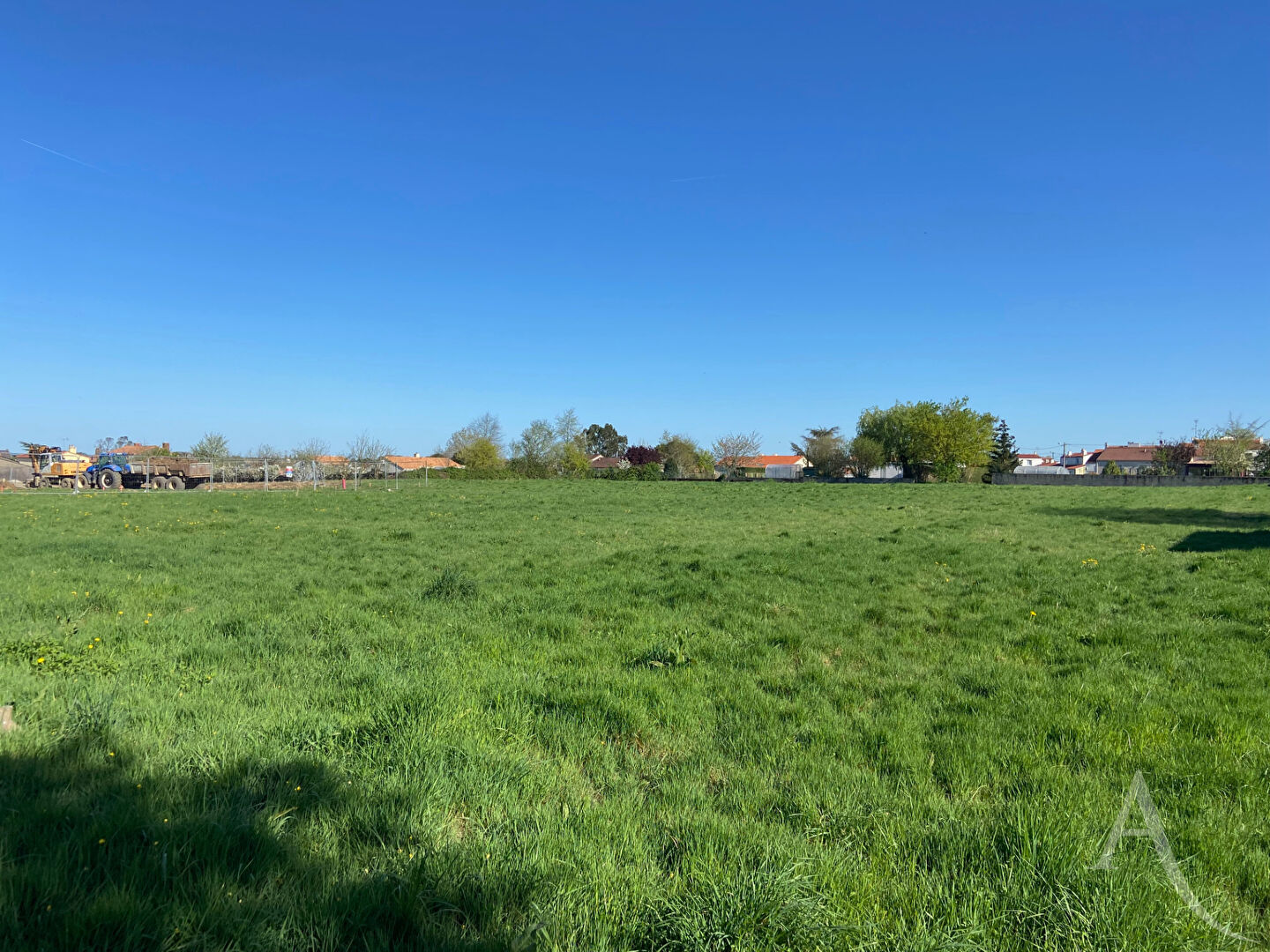 Terrain CHAVAGNES EN PAILLERS (85250) 350.00 m²