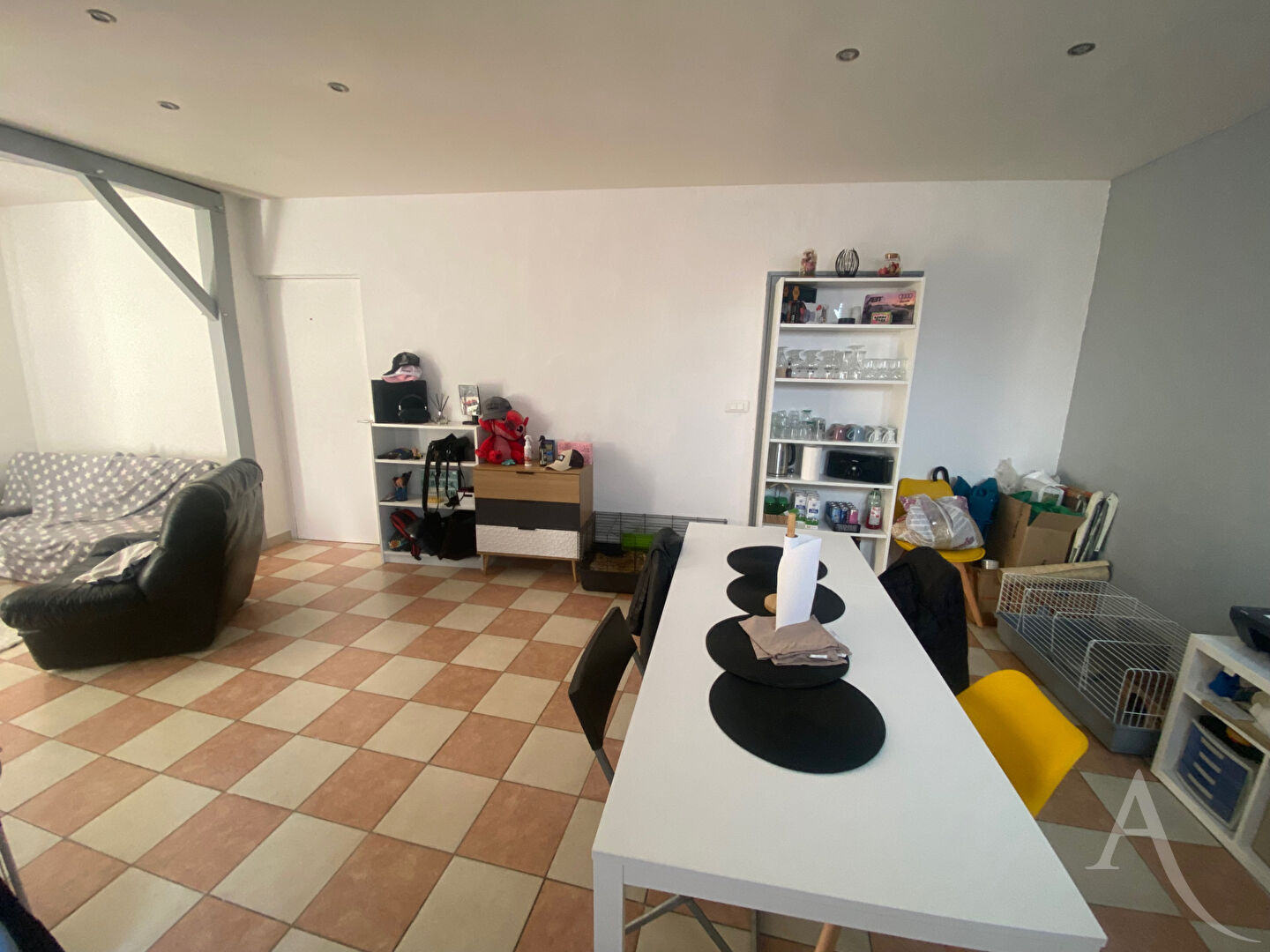 Immeuble MONTAIGU VENDEE (85600) 7 pièces 124.00 m²