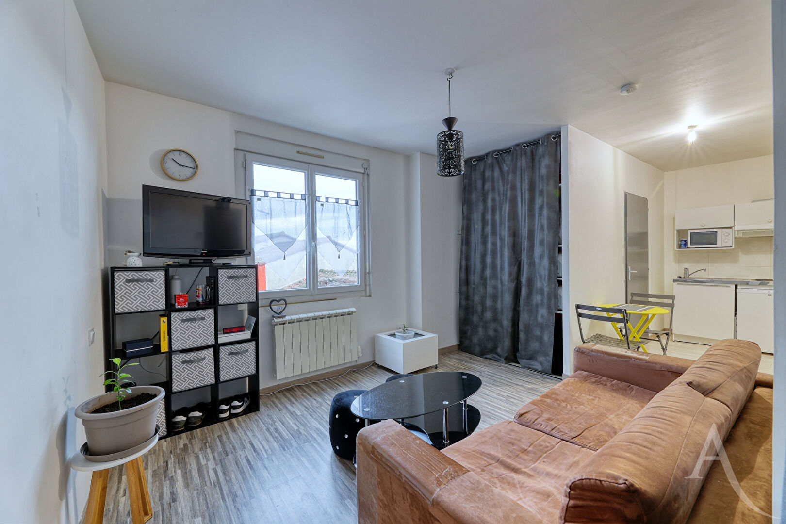 Immeuble MONTAIGU VENDEE (85600) 7 pièces 124.00 m²