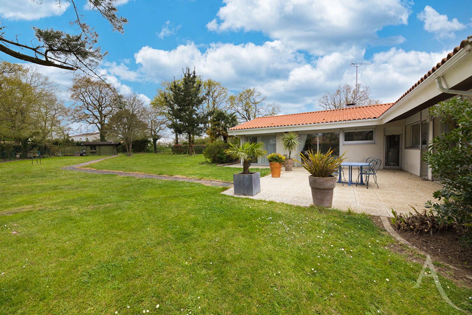 Maison MONTAIGU VENDEE (85600) 6 pi&egrave;ces 163.00 m&sup2;