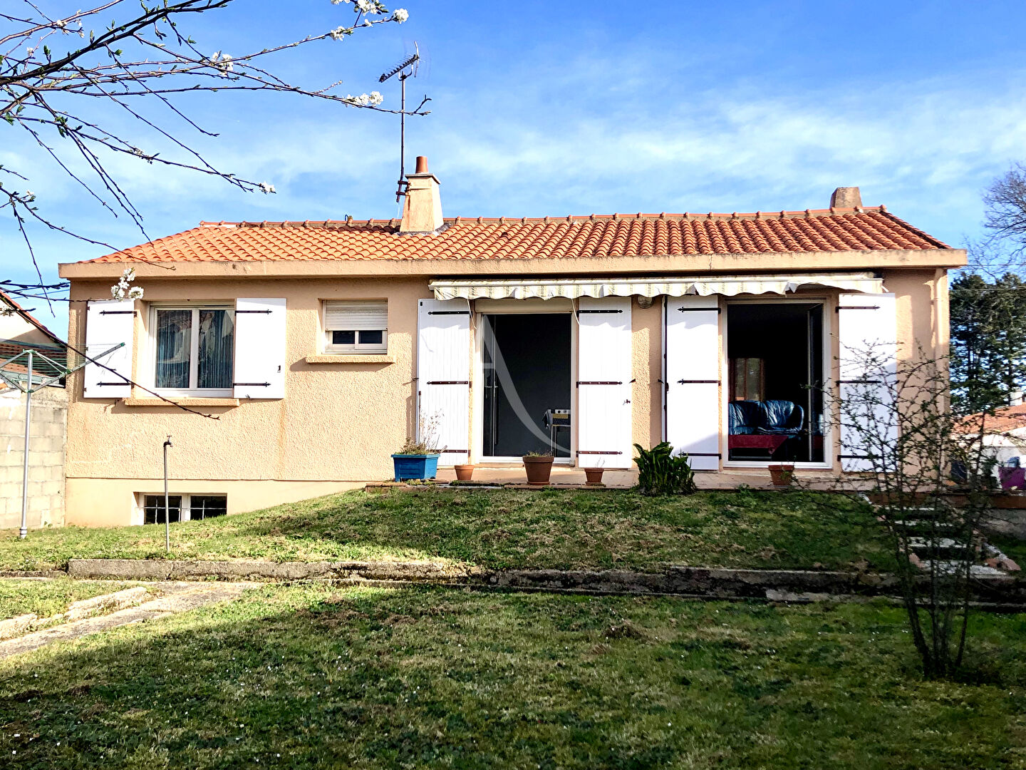 Maison MONTAIGU VENDEE (85600) 5 pièces 102.85 m²