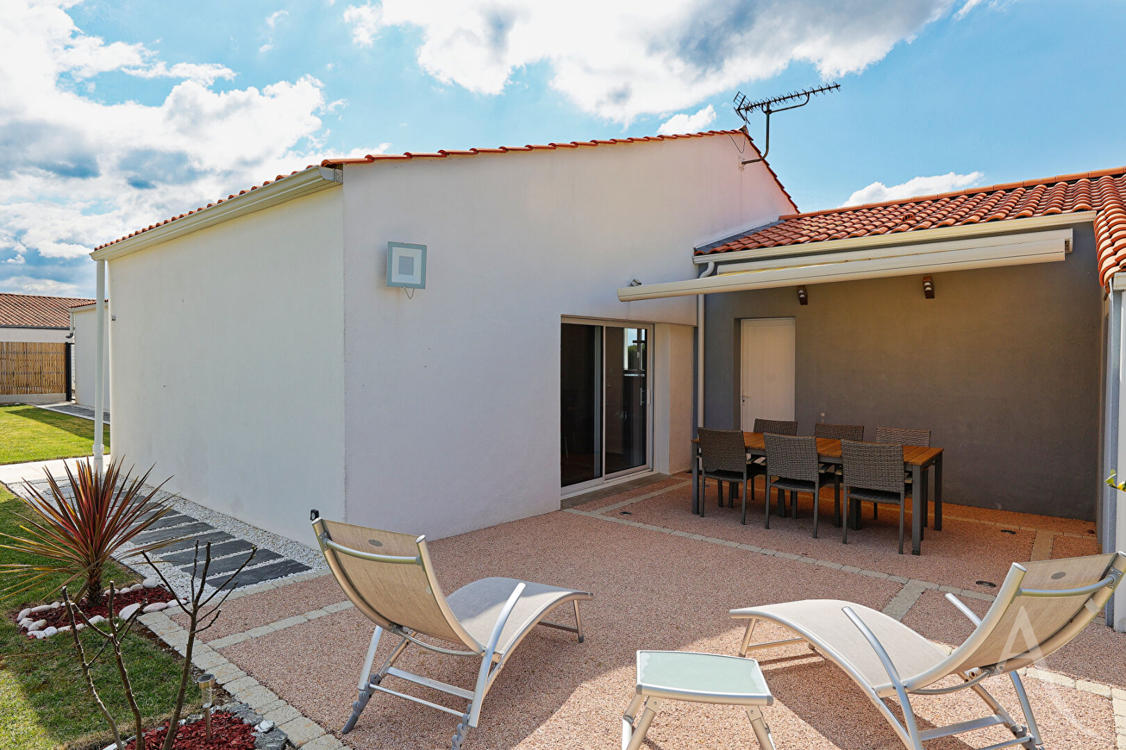 Maison LA BRUFFIERE (85530) 7 pièces 145.00 m²