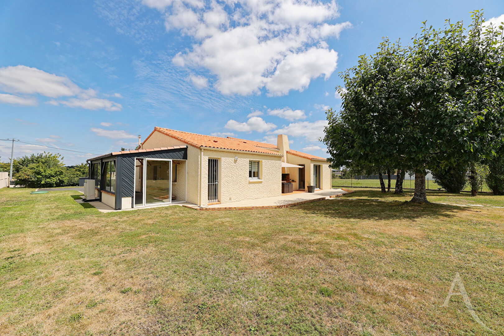 Maison MONTAIGU VENDEE (85600) 5 pièces 123.00 m²