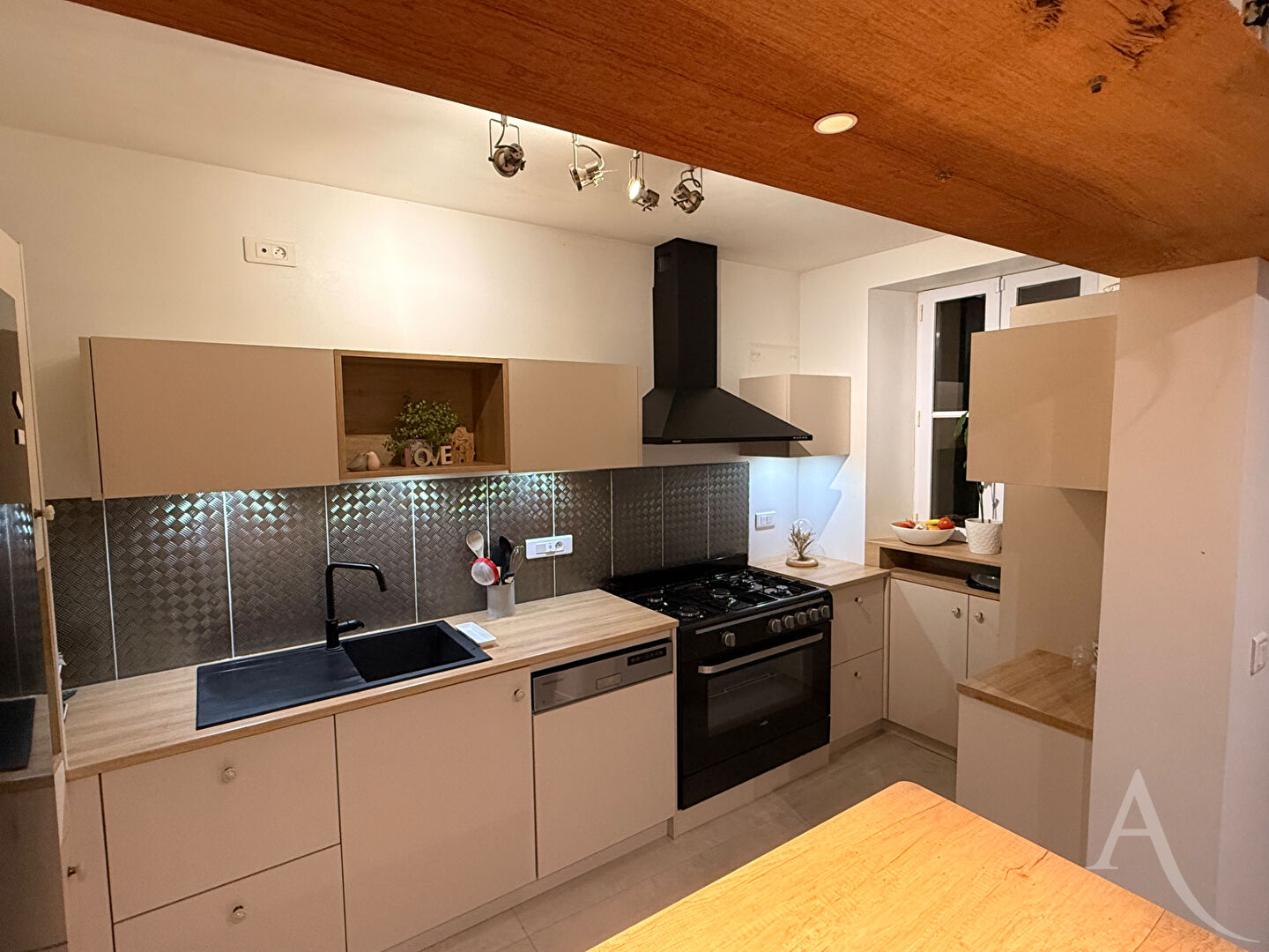 Maison MONTAIGU VENDEE (85600) 5 pièces 114.08 m²