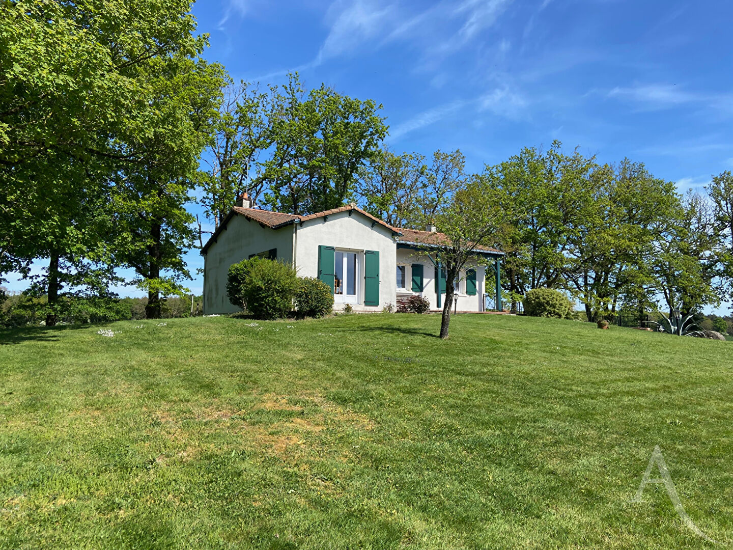 Maison LA COPECHAGNIERE (85260) 6 pi&egrave;ces 114.00 m&sup2;