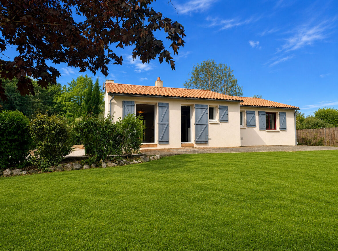 Maison CHAVAGNES EN PAILLERS (85250) 5 pi&egrave;ces 106.00 m&sup2;