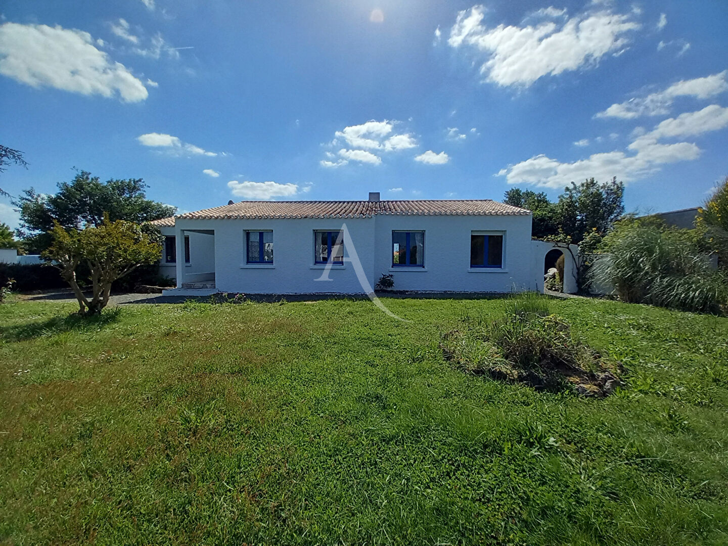 Maison LANDEVIEILLE (85220) 8 pièces 124.04 m²
