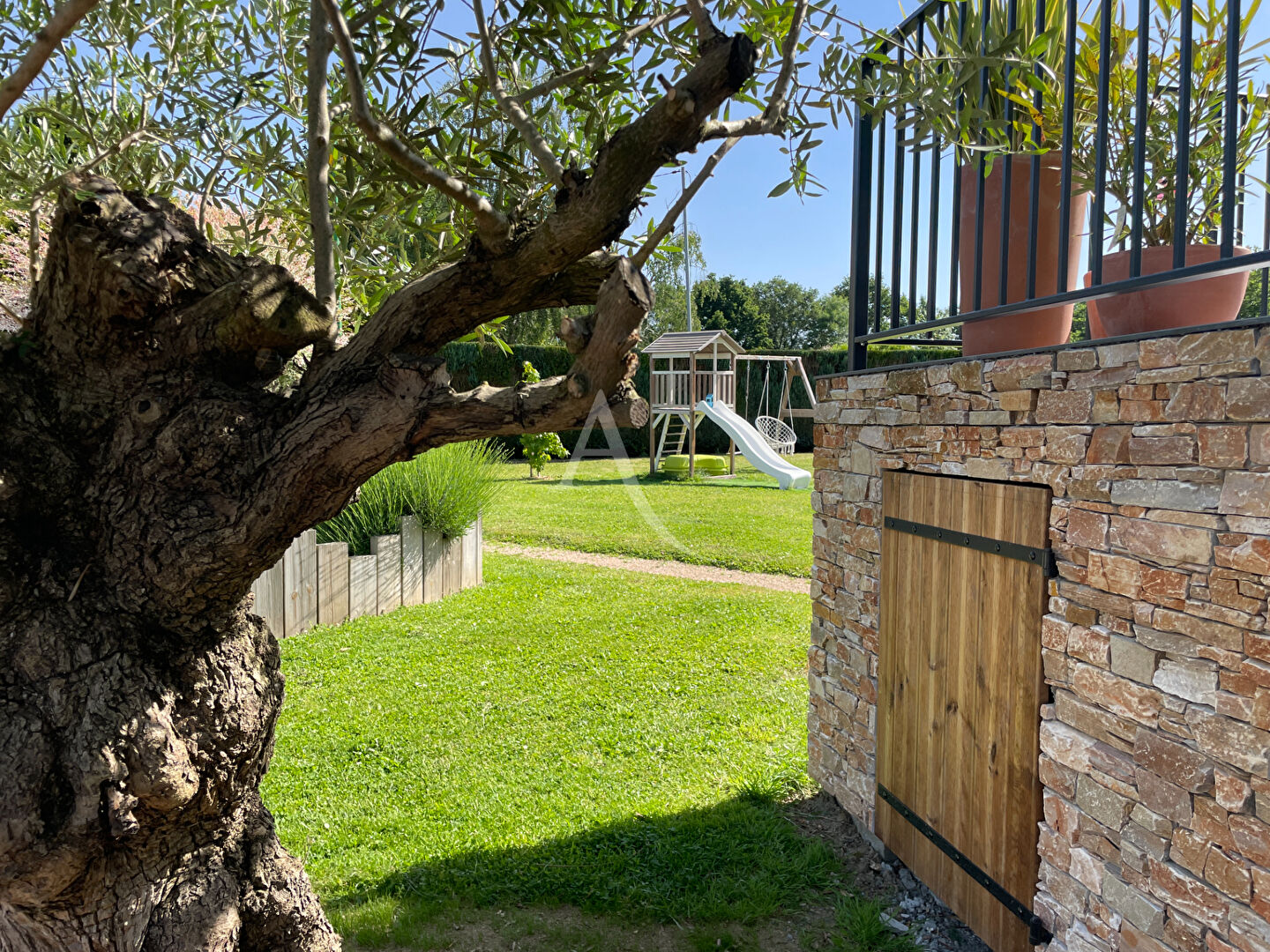 Maison LANDERONDE (85150) 9 pièces 179.00 m²