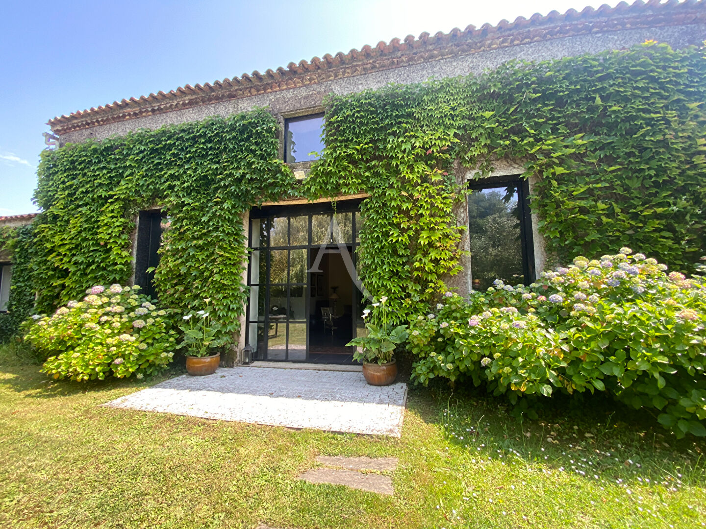 Maison LA CHAPELLE ACHARD (85150) 7 pièces 193.00 m²