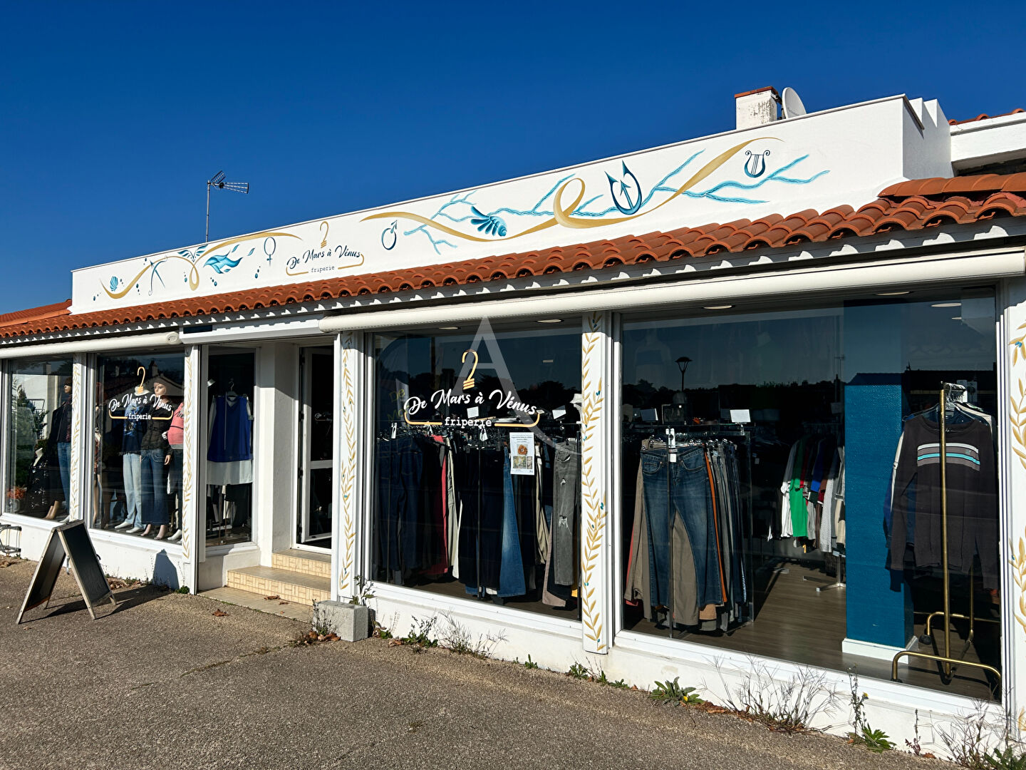 Local commercial BRETIGNOLLES SUR MER (85470) 3 pièces 83.38 m²