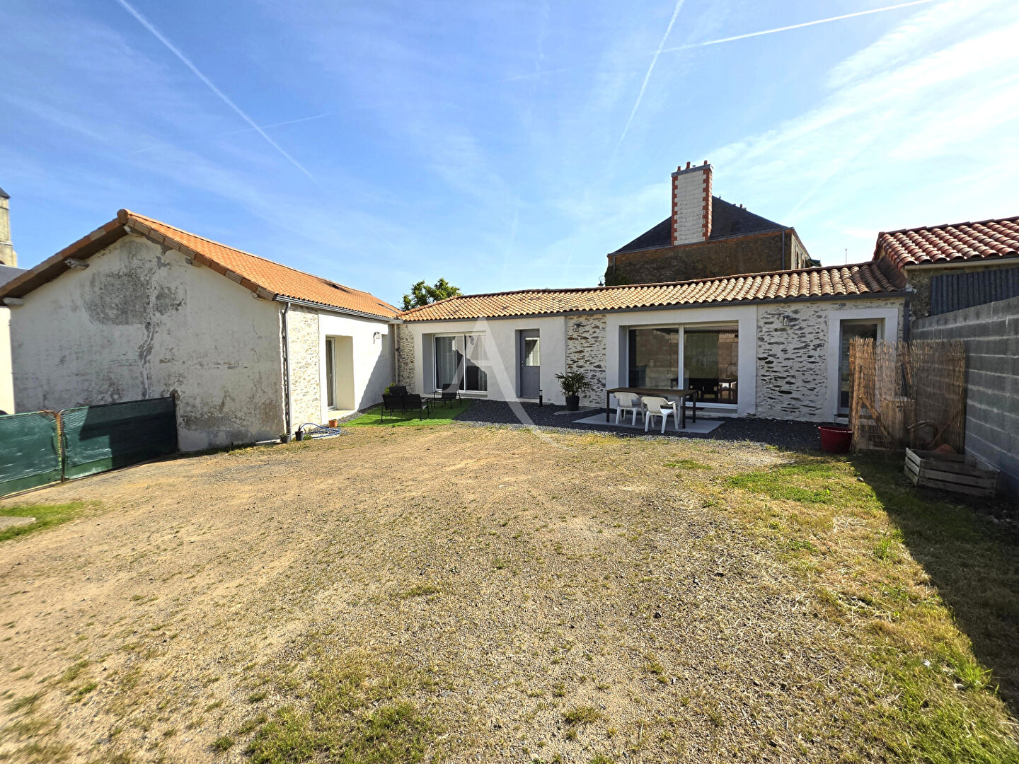 Maison SAINT JULIEN DES LANDES (85150) 4 pi&egrave;ces 126.00 m&sup2;