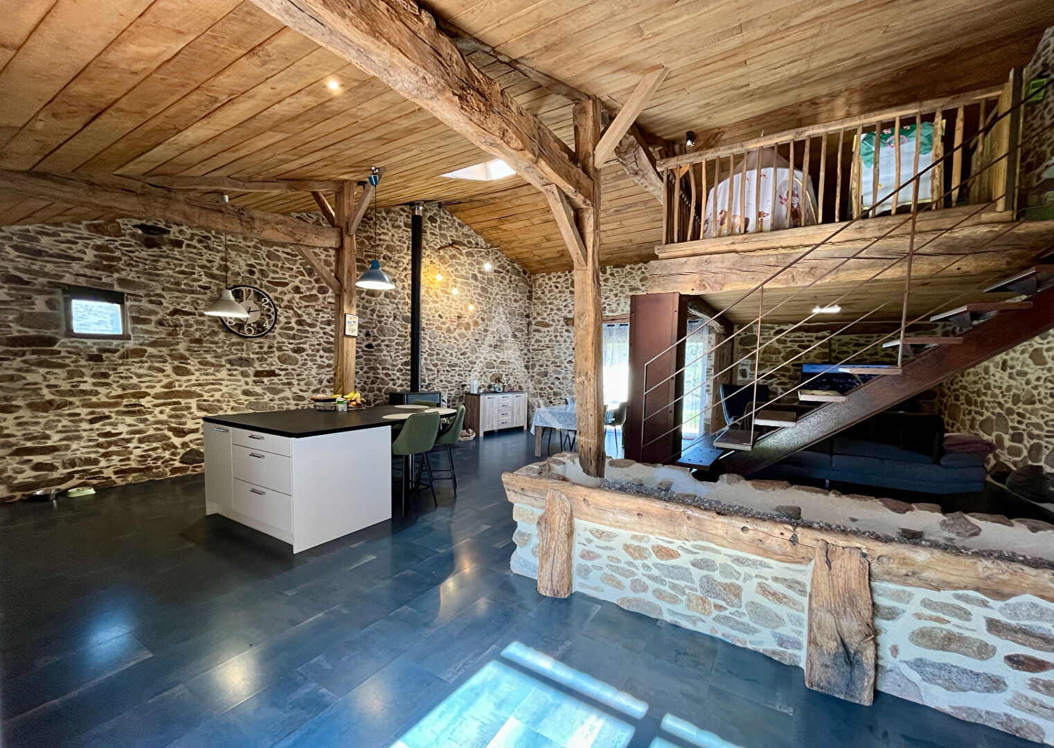 Maison SAINTE FLAIVE DES LOUPS (85150) 4 pi&egrave;ces 164.00 m&sup2;